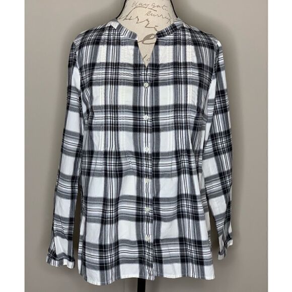 Like new Talbots top  - Picture 1 of 4